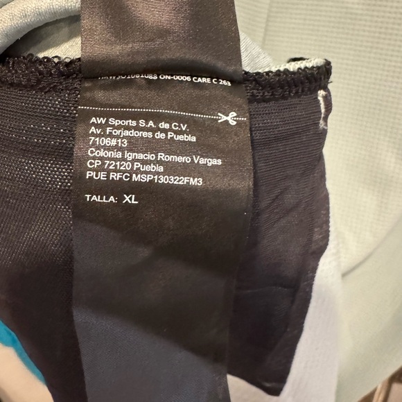 On Climate sage sea running outdoors base layer thumb holes waffle walking US XL - Picture 6 of 8